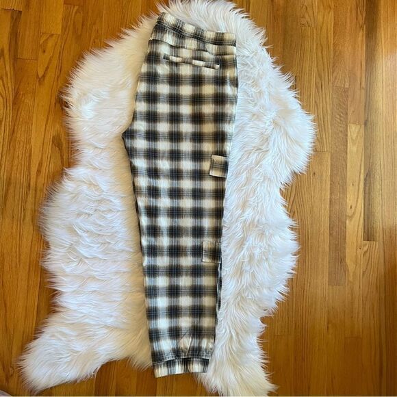 Women’s Love Love Love Plaid Pants Size 3X - Picture 5 of 6